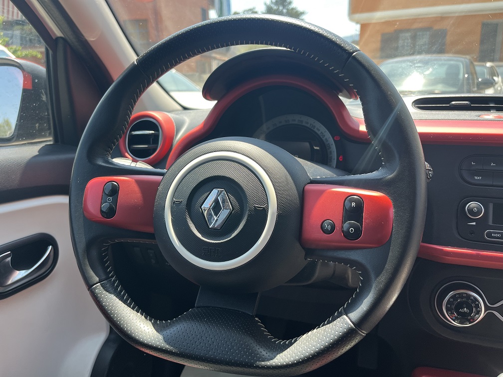 RENAULT Twingo