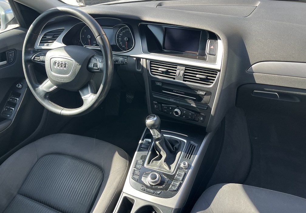 AUDI A4