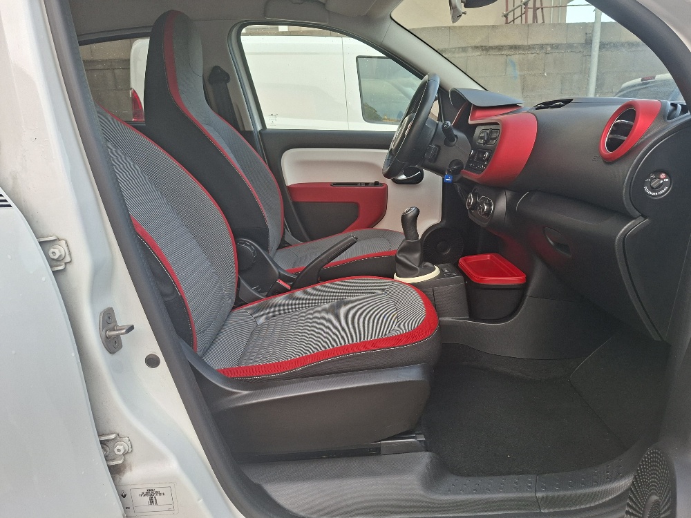 RENAULT Twingo