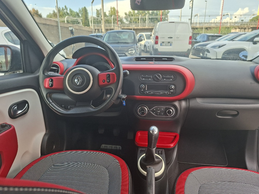 RENAULT Twingo